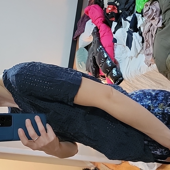 Equipment navy blue silk Perforated top Small - Picture 3 of 5